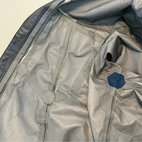 Alpine Design Parka - Picture 11 of 13